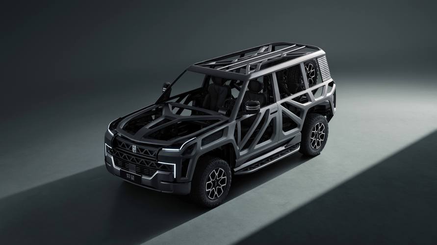 广州65仰望U8硬派越野的科技魅力，国能汽车对传统燃油车市场的冲击